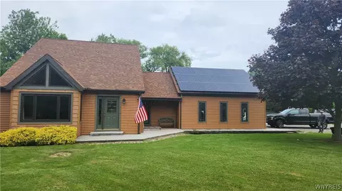 1821 Lake Rd, Porter, NY 14174