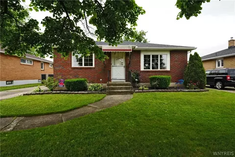 134 Lydia Ln, Cheektowaga, NY 14225