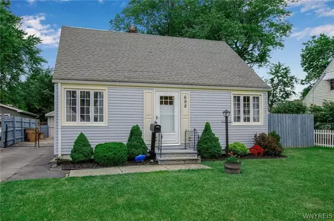698 S Huth Rd, Cheektowaga, NY 14225