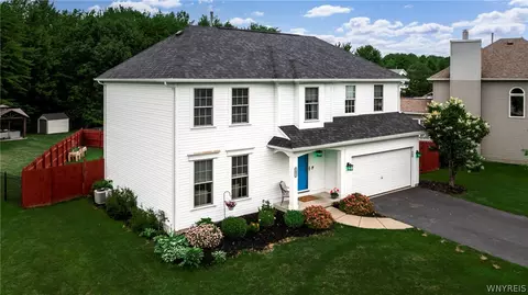 6481 White Oak Way, Lake View, NY 14085