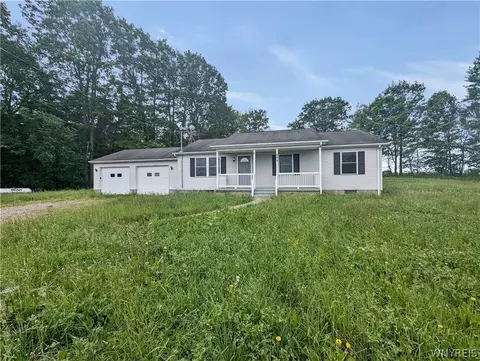 490 Springbrook Rd, Portage, NY 14846