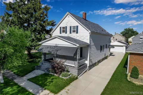 107 Francis Ave, Buffalo, NY 14212