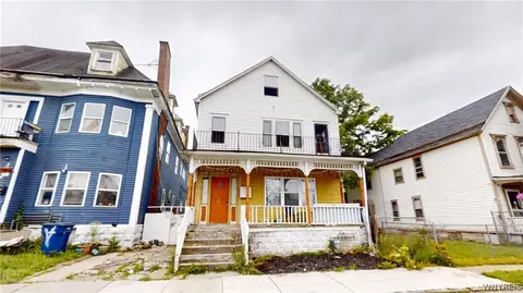 32 10th St, Buffalo, NY 14201