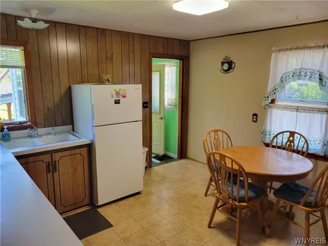 3833 Bates Rd, Ridgeway, NY 14103 photo 8