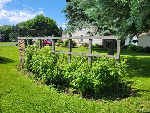 3833 Bates Rd, Ridgeway, NY 14103 photo 27