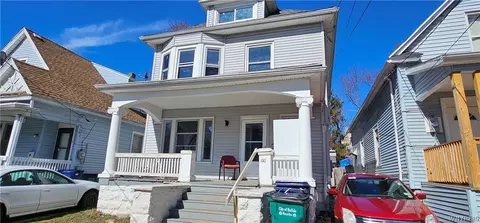 66 Royal Ave, Buffalo, NY 14207