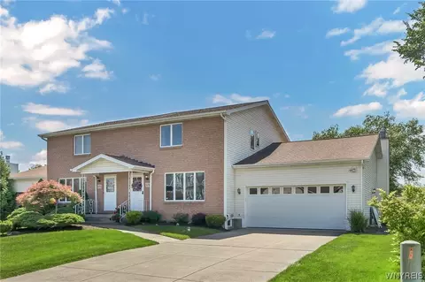 4781 E Highland Pkwy, Buffalo, NY 14219