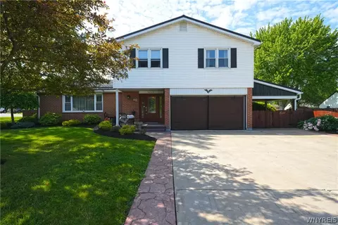 4039 Lincoln Ave, Hamburg, NY 14075