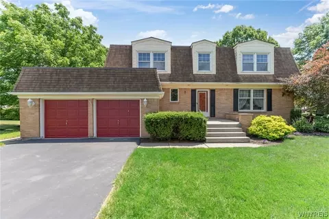 4049 Susan Dr, Buffalo, NY 14221