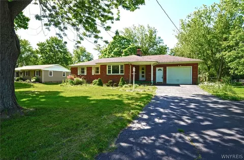 4771 Milestrip Rd, Buffalo, NY 14219