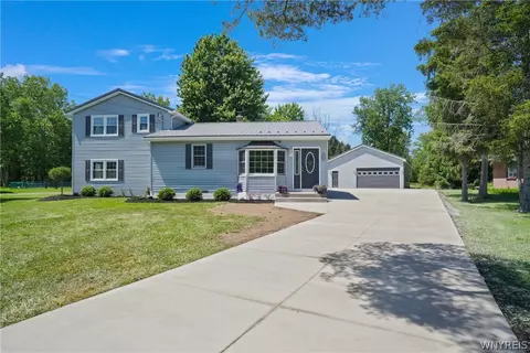 6051 Tonawanda Creek Rd, Pendleton, NY 14094