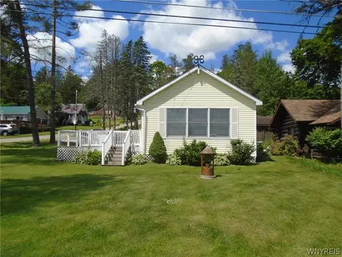 5428 Java Lake Rd, Java, NY 14009