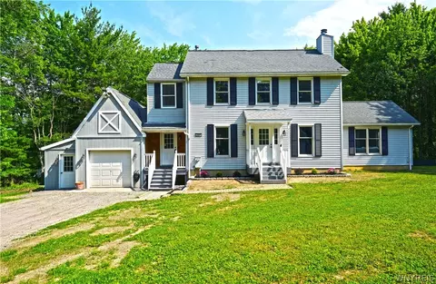 2888 Kulp Rd, Eden, NY 14057