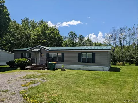 166 Kody Ln, Delevan, NY 14042