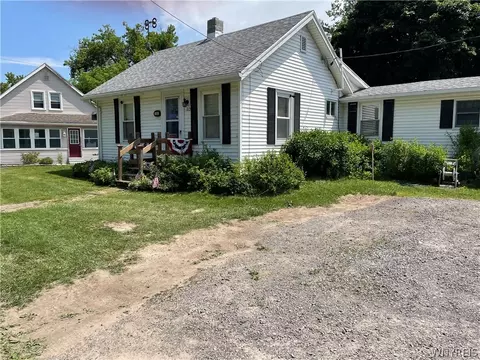 182 12 Oak St, Batavia, NY 14020