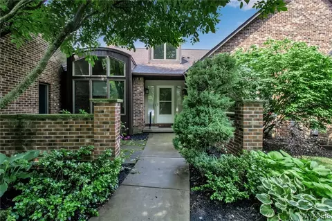 181 Hidden Rdg, Amherst, NY 14221