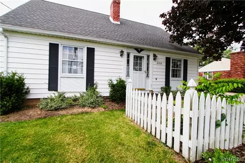 6706 Nash Rd, Wheatfield, NY 14120