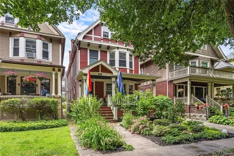 221 Anderson Pl, Buffalo, NY 14222