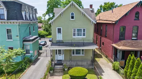 132 Cottage St, Buffalo, NY 14201