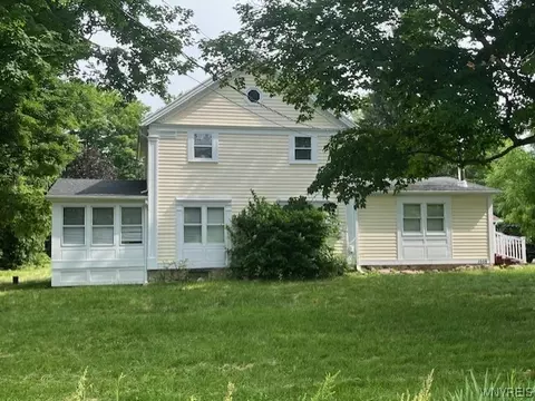 1559 Sumner Rd, Darien, NY 14036