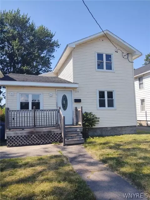 214 South St, Lockport, NY 14094