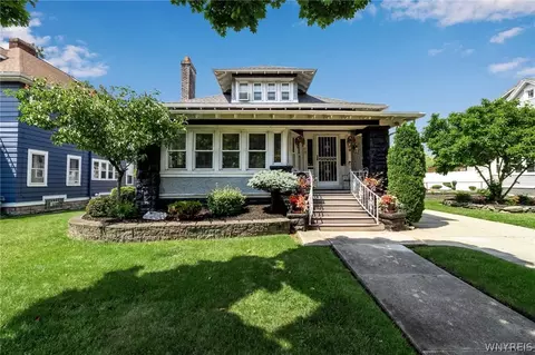 69 Fordham Dr, Buffalo, NY 14216