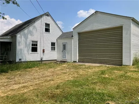 2553 Three Rod Rd #S, East Aurora, NY 14052