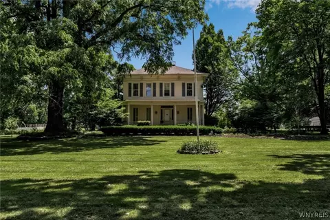 500 Pine St, Lockport, NY 14094