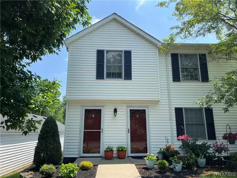 5 Beacon Park #L, Amherst, NY 14228