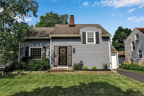 205 Highland Dr, Amherst, NY 14221