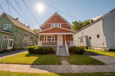 33 Bellwood Ave, West Seneca, NY 14224