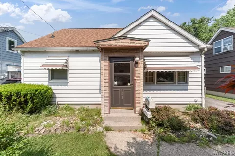 158 Delray Ave, West Seneca, NY 14224