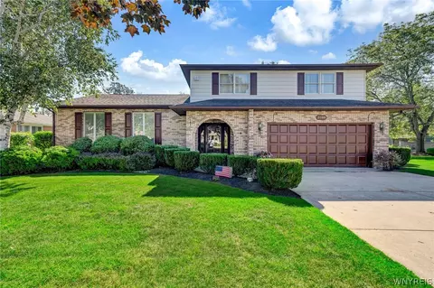 2089 Robert Dr, Niagara, NY 14304