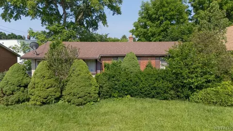 408 18th St, Niagara Falls, NY 14303