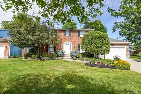 156 Willowgrove S, Tonawanda, NY 14150