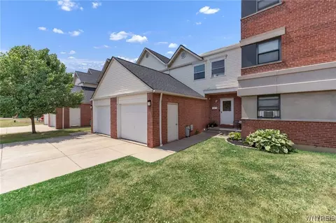 217 Ora Wrighter Dr, Buffalo, NY 14204