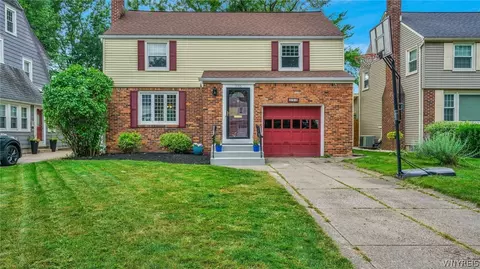 395 Mount Vernon Rd, Amherst, NY 14226