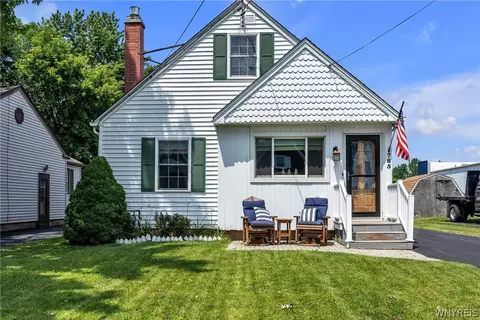 785 Walnut St, Lockport, NY 14094