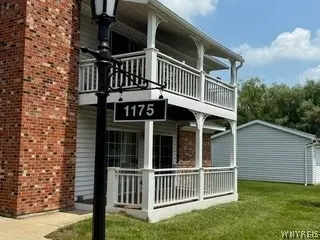 1175 Youngs Rd #B, Amherst, NY 14221