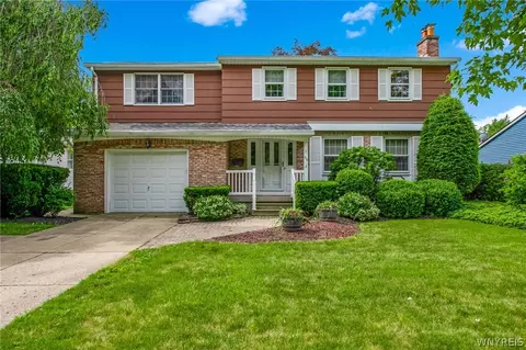 59 Joanie Ln, Amherst, NY 14228