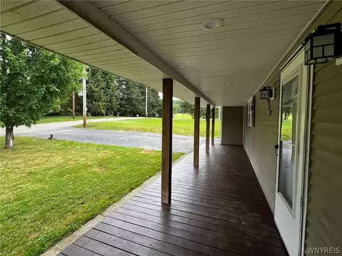 8497 Heath Rd, Colden, NY 14033 photo 4