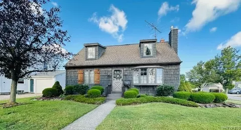 124 Melody Ln, Tonawanda, NY 14150