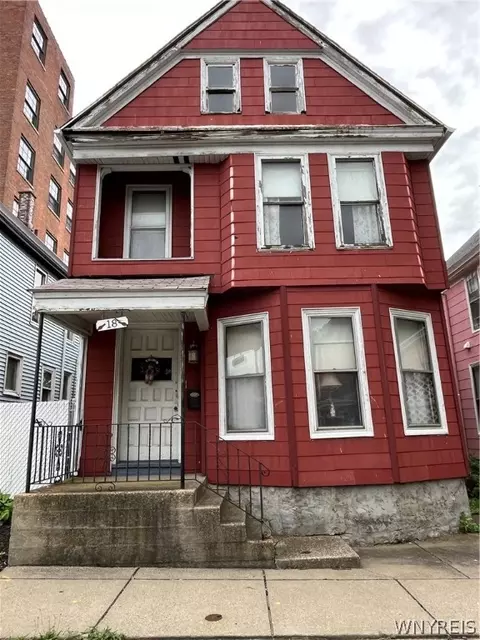 18 Coe Pl, Buffalo, NY 14209