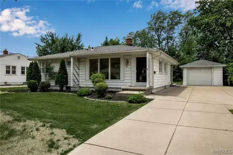 24 Brenton Ave, Tonawanda, NY 14150