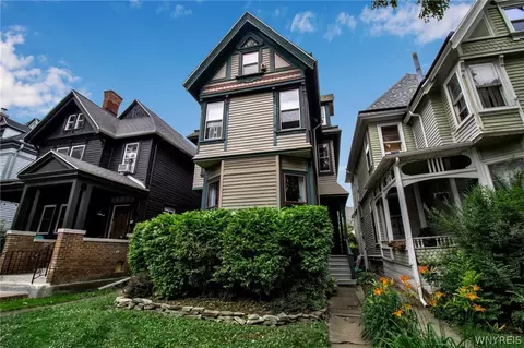 74 Richmond Ave, Buffalo, NY 14222