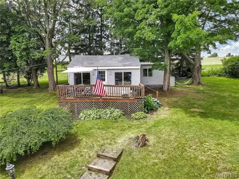3688 Shearman Rd, Perry, NY 14530