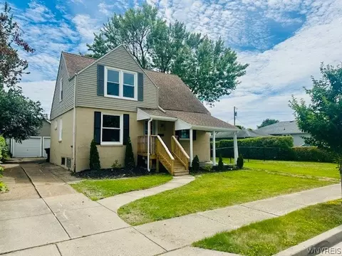 338 Mang Ave, Kenmore, NY 14217