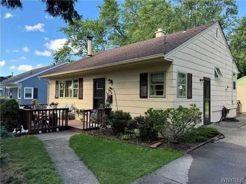 232 Commodore, Cheektowaga, NY 14225