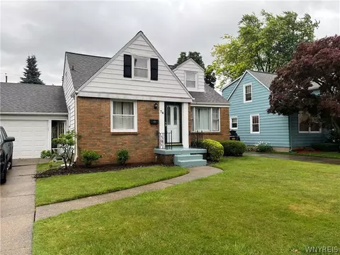 74 Calvert Blvd, Tonawanda, NY 14150