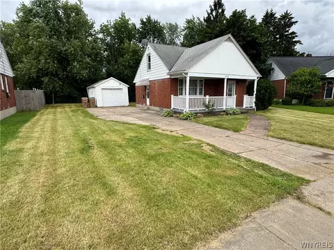 55 Clearvale Dr, Cheektowaga, NY 14225